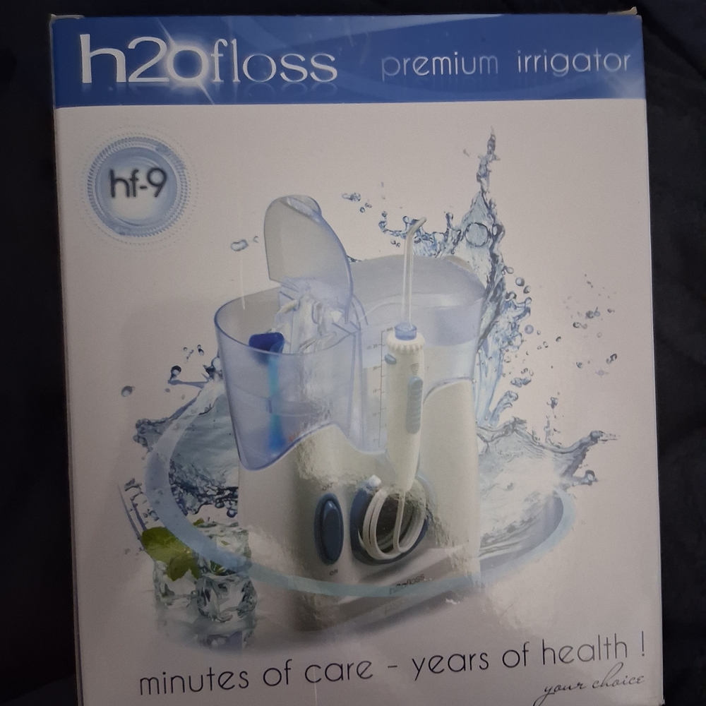 Premium Irrigator - White